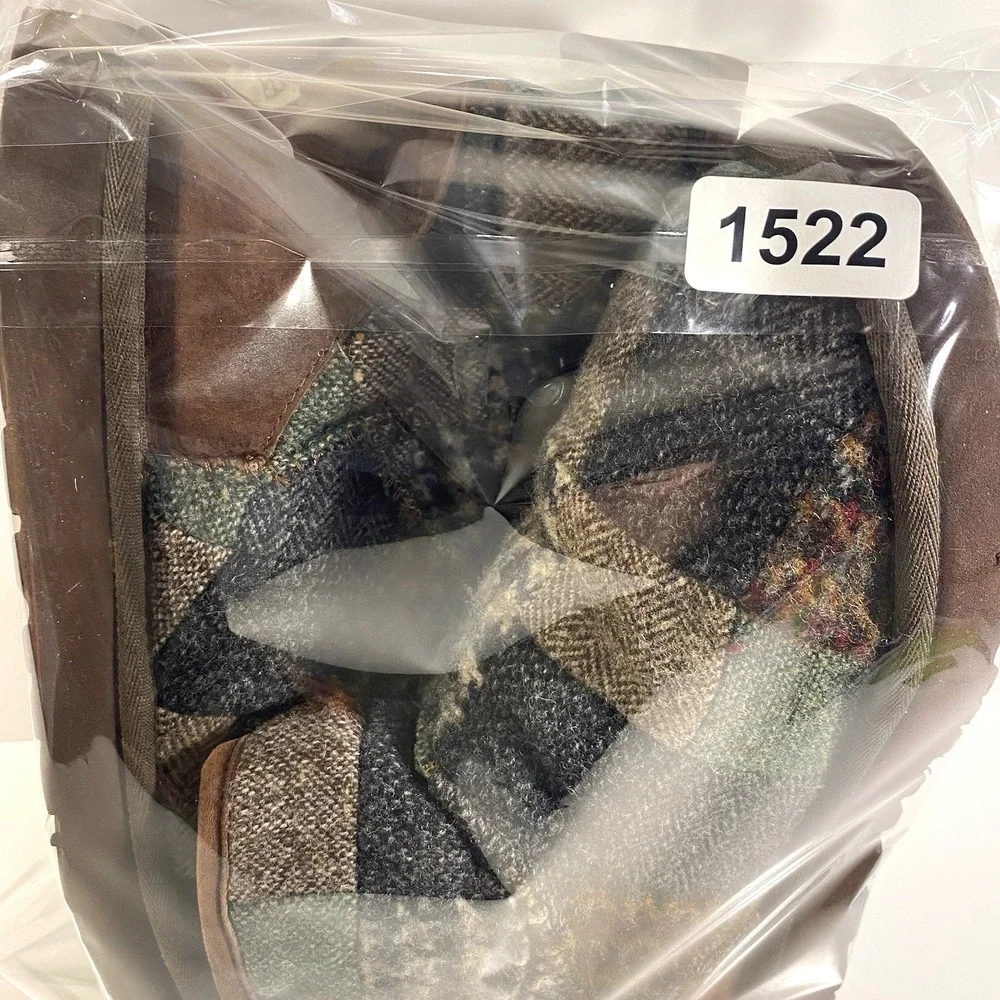 UGG Classic Mens Size 9 Mini Patchwork Pull On Boots 1013552